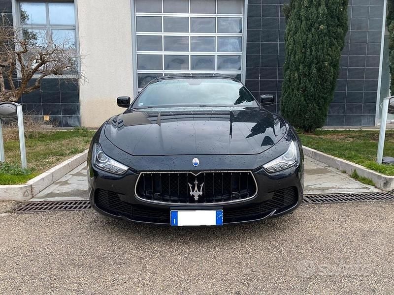 Usata Maserati Ghibli 275 CV (202 kW) 2015 Nero Berlina