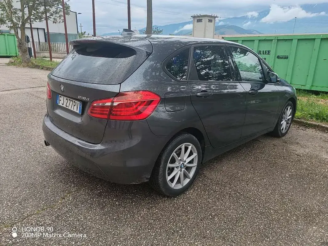 Usata BMW 218 Active Tourer Advantage 150 CV (110 kW) 2017 Grigio Monovolume