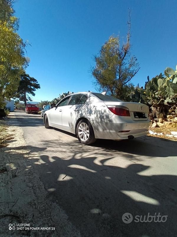 Usata BMW 530 218 CV (160 kW) 2005 Grigio Berlina