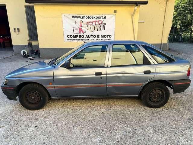 Usata Ford Escort 61 CV (44 kW) 1991 Grigio Berlina