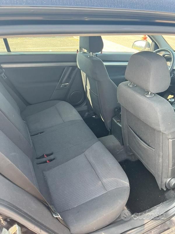 Usata Opel Vectra Elegance 120 CV (88 kW) 2006 Nero Berlina