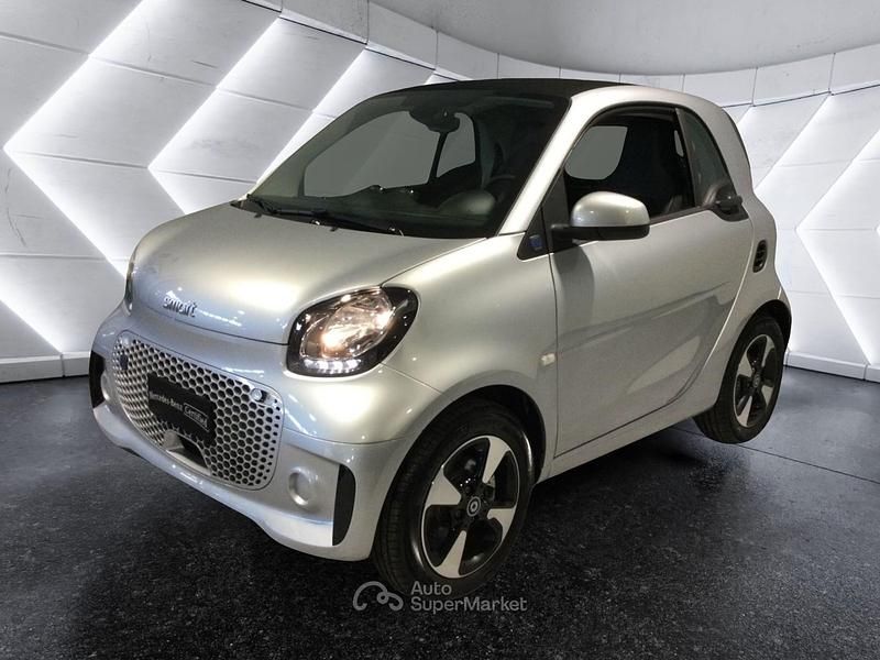 Argento Usata 2023 Smart ForTwo Electric Drive Passion Berlina | 12.900 € (Super prezzo) - Immagine 1/4