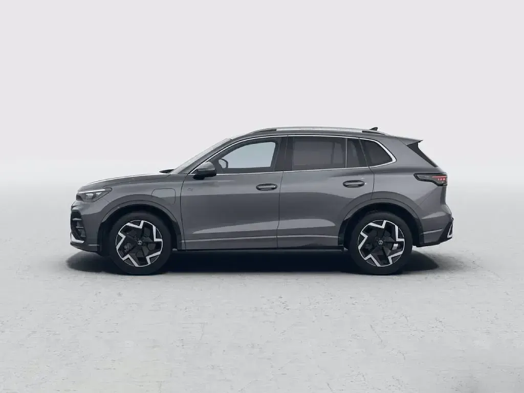 Nuova VW Tiguan R-line 204 CV (150 kW) 2026 Urano grey SUV