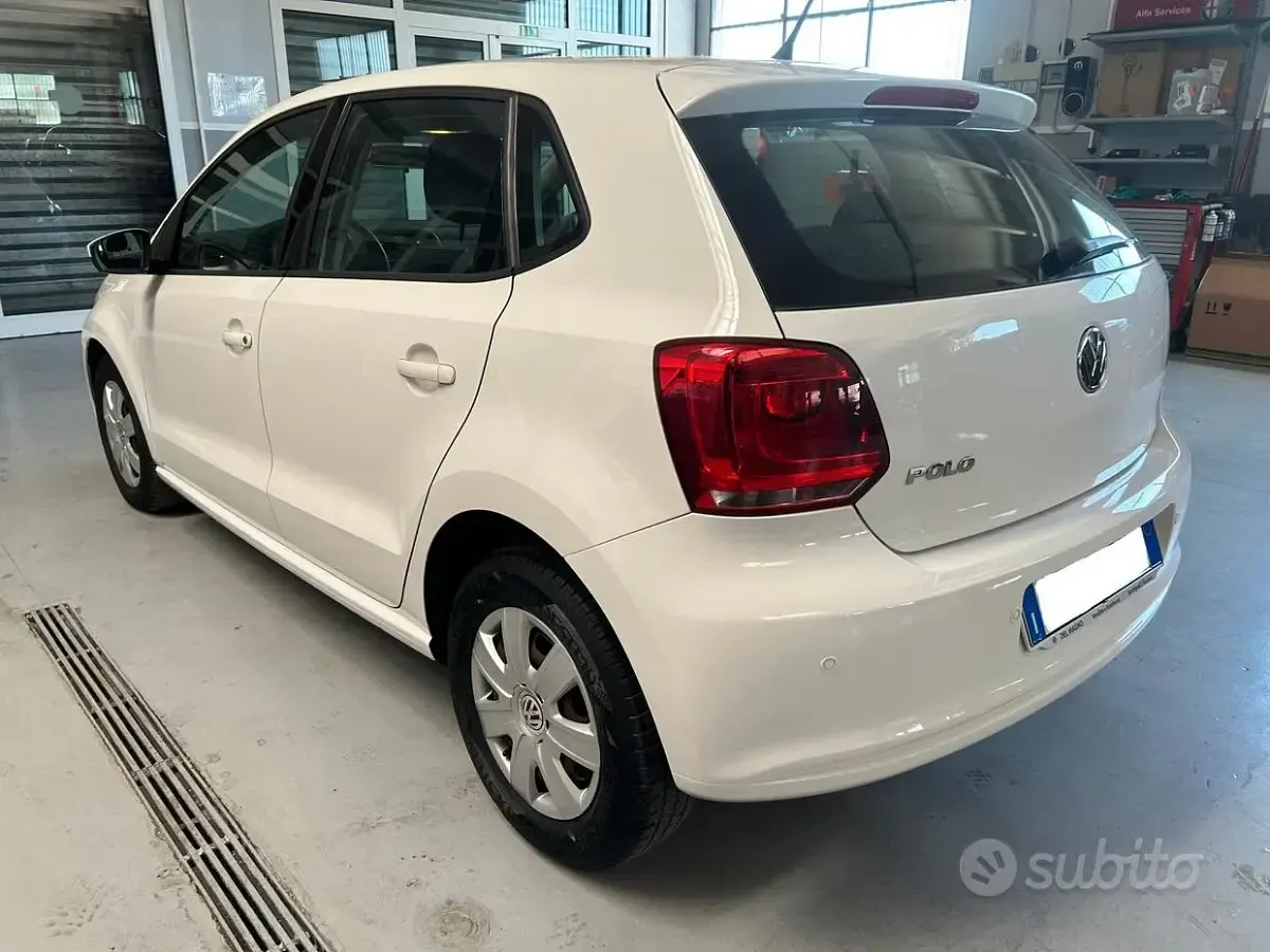 Usata VW Polo Trendline 60 CV (44 kW) 2012 Bianco Utilitaria