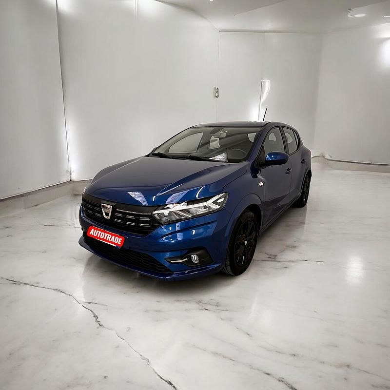 Blu Usata 2022 Dacia Sandero Due volumi | 10.400 € (Buon prezzo) - Immagine 1/4