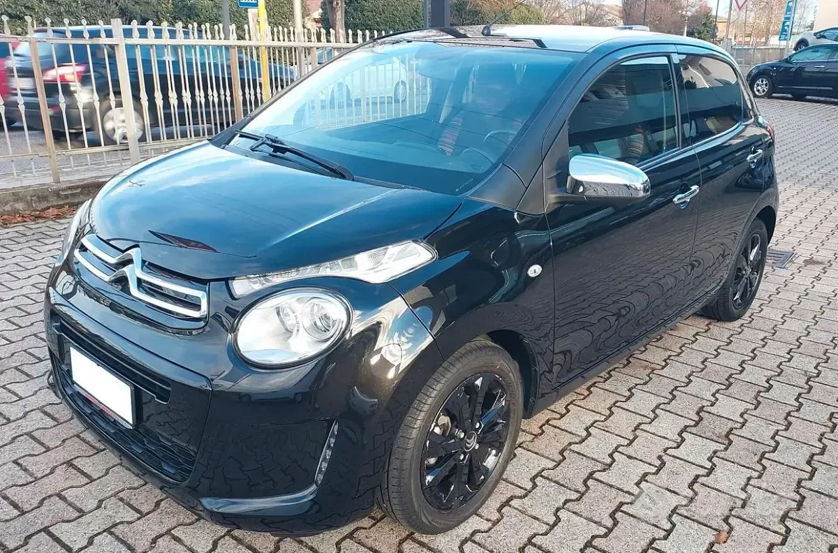 Usata Citroën C1 Shine 72 CV (52 kW) 2018 Nero Utilitaria