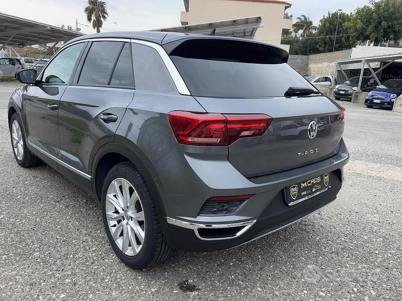 Usata VW T-Roc Advance 150 CV (110 kW) 2018 Grigio SUV