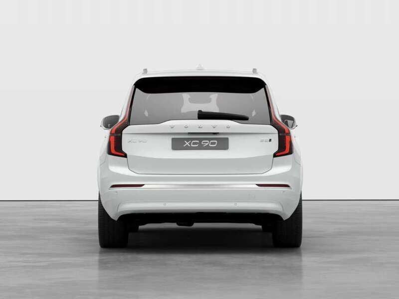 Nuova Volvo XC90 Core 251 CV (184 kW) 2025 Cristal white pearl SUV