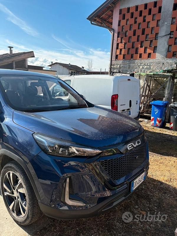 Usata EVO Evo 5 127 CV (93 kW) 2023 Blu SUV