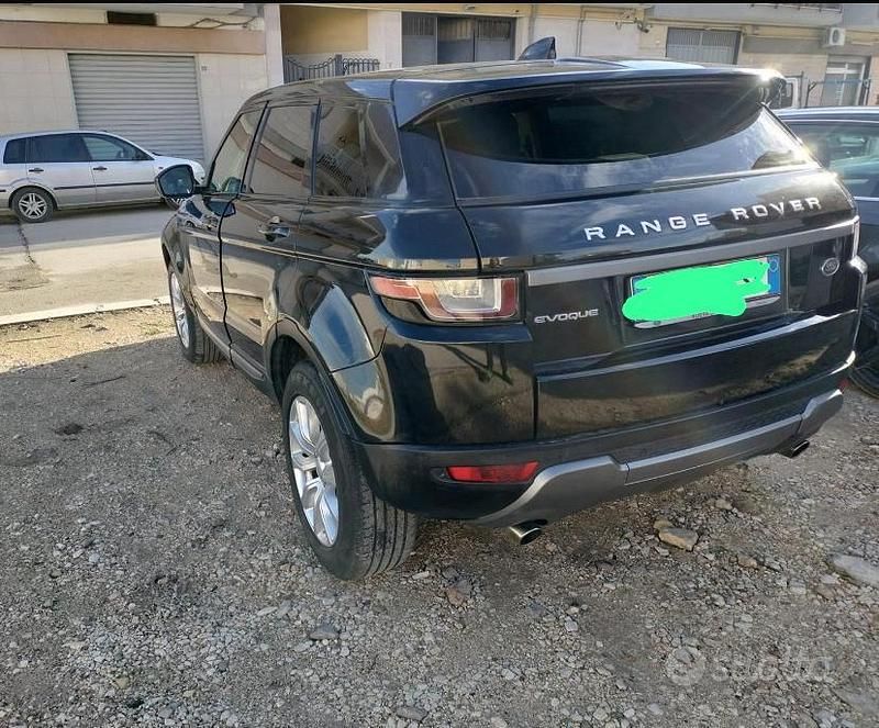 Usata Land Rover Range Rover evoque 150 CV (110 kW) 2017 Nero SUV
