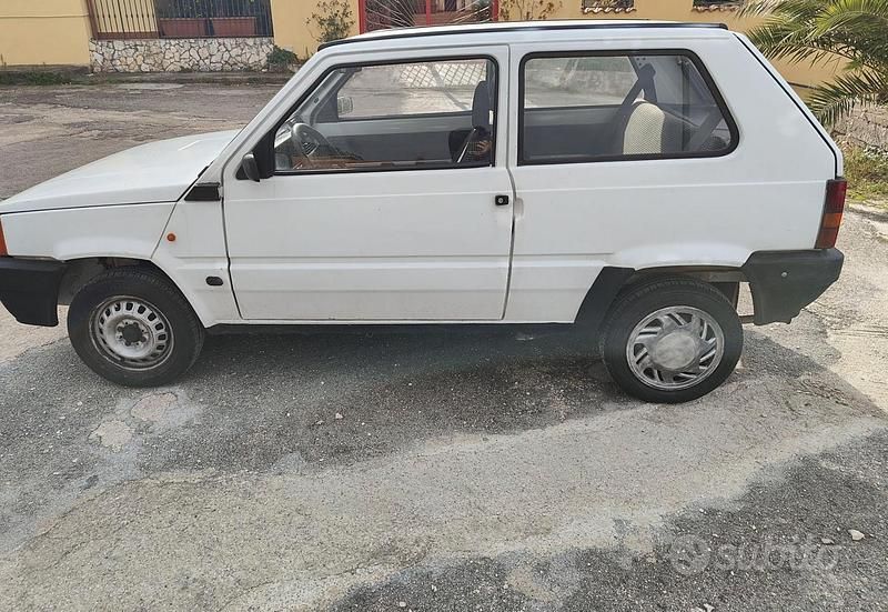 Bianco Usata 1996 Fiat Panda Due volumi | 2500 € (Buon prezzo) - Immagine 1/4