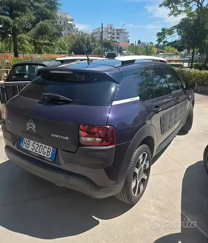 Usata Citroën C4 Shine Edition 82 CV (60 kW) 2015 Viola Berlina