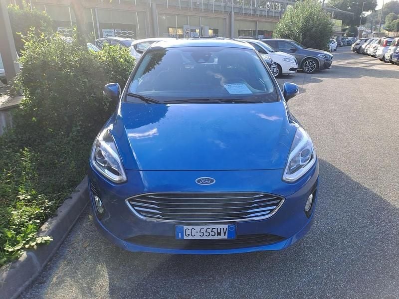 Blu Usata 2020 Ford Fiesta Titanium Due volumi | 13.900 € (Buon prezzo) - Immagine 1/4