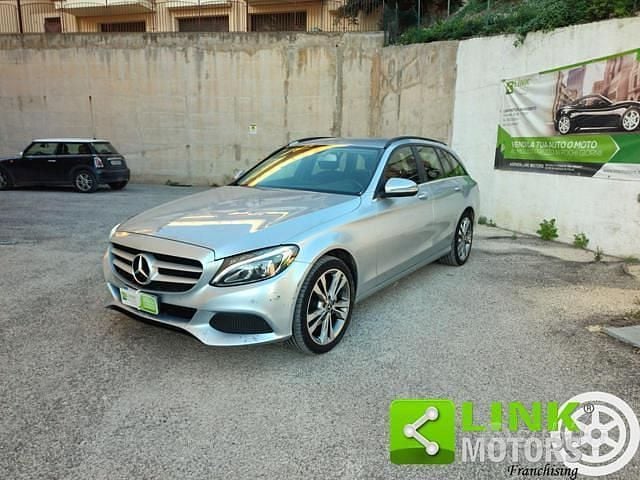 Usata Mercedes C220 Business 170 CV (125 kW) 2017 Grigio Station wagon