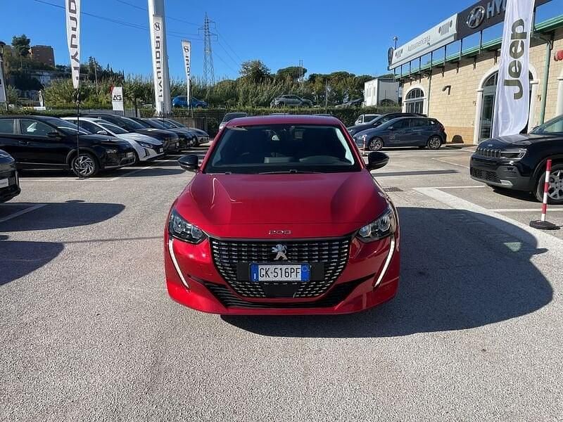 Usata Peugeot 208 Allure 101 CV (74 kW) 2022 Bordeaux Utilitaria