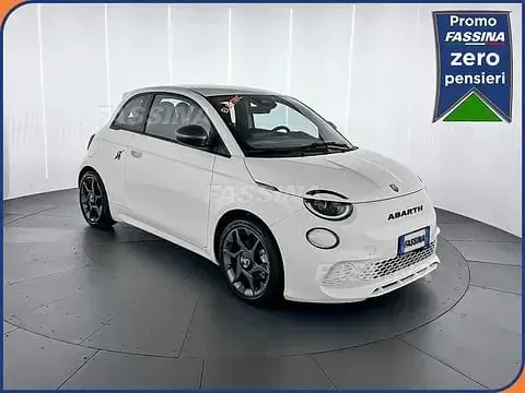 Usata Abarth 500e 114 kW (155 CV) 2024 Bianco Utilitaria