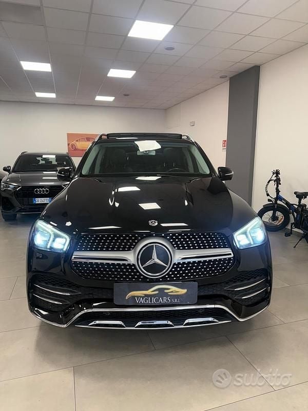 Usata Mercedes GLE300 Premium 244 CV (179 kW) 2020 Nero SUV