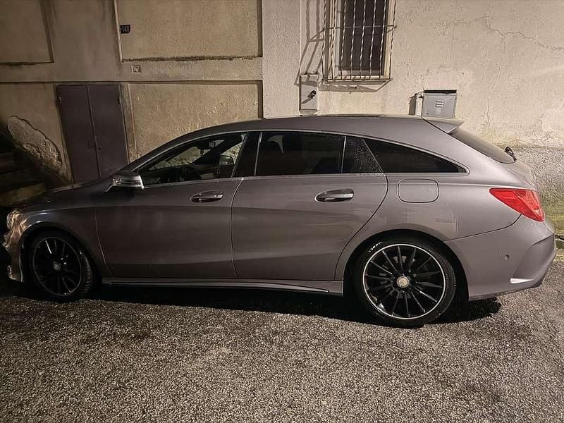 Usata Mercedes CLA200 Shooting Brake Night 136 CV (100 kW) 2016 Station wagon