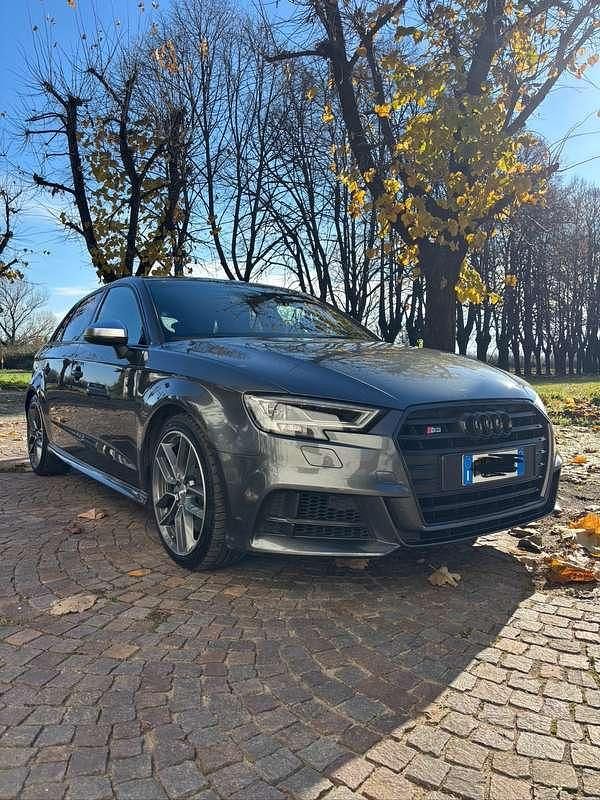 Grigio Usata 2017 Audi S3 Ambiente Tre volumi | 25.500 € (Buon prezzo) - Immagine 1/4