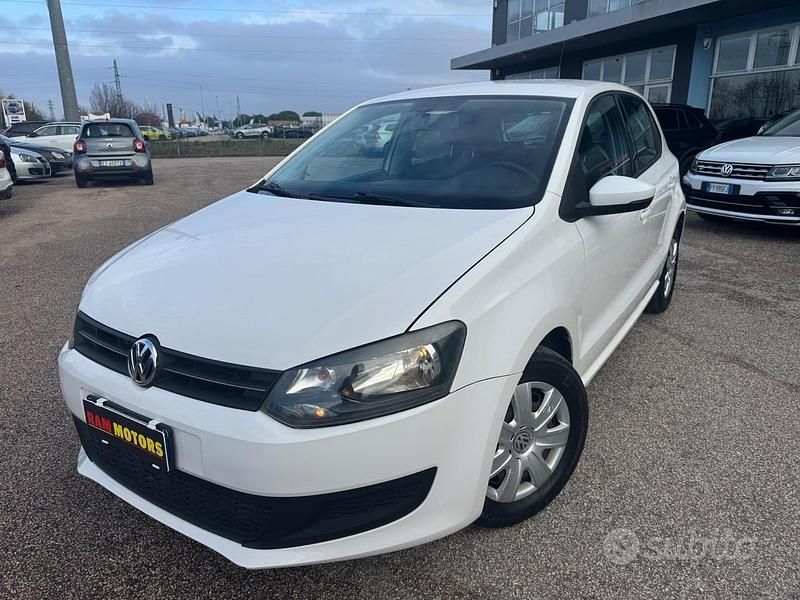 Usata VW Polo Trendline 102 CV (75 kW) 2012 Bianco Berlina