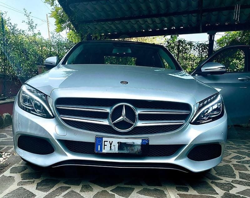 Usata Mercedes C200 Executive 136 CV (100 kW) 2019 Grigio metallizzato Berlina