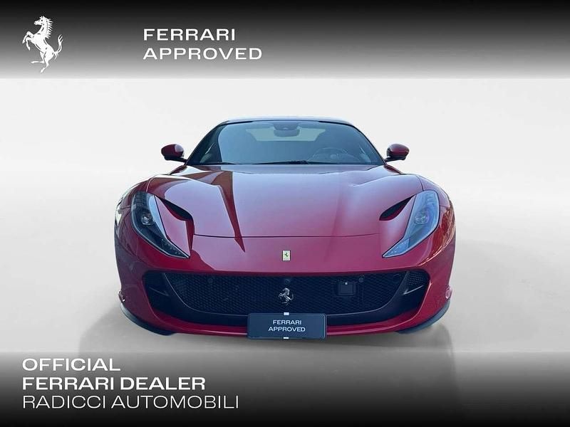 Usata Ferrari 812 799 CV (587 kW) 2021 Rosso Cabrio