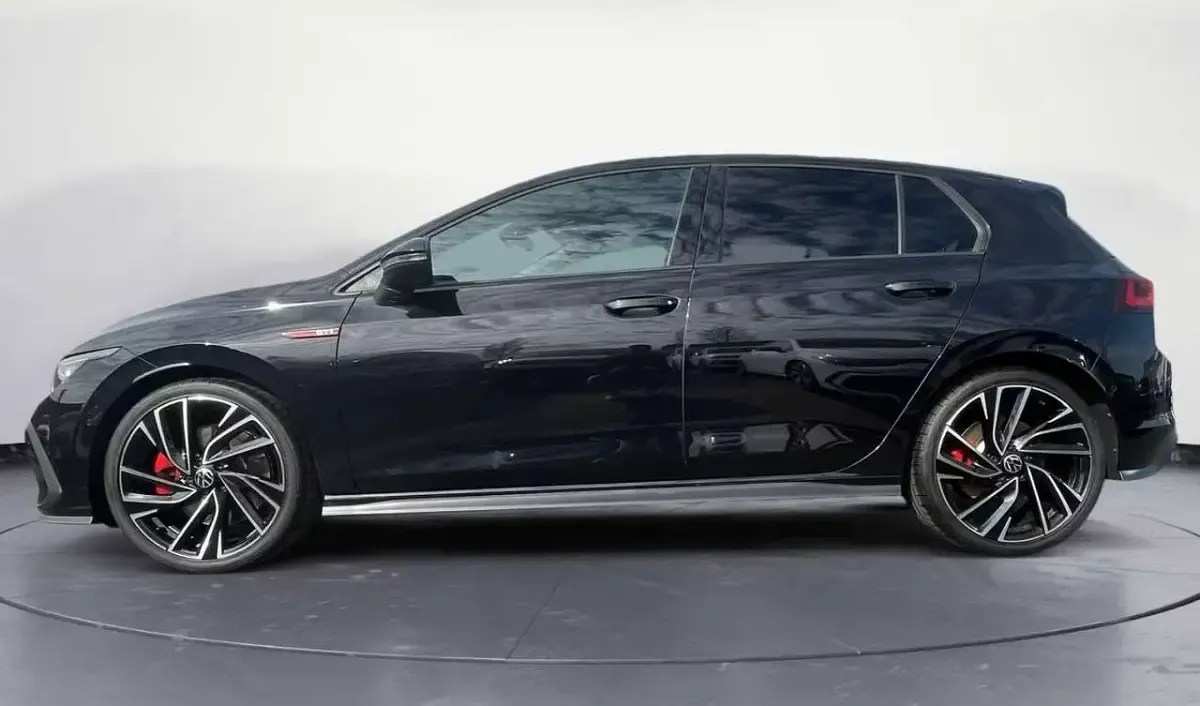 Usata VW Golf VIII GTI 245 CV (180 kW) 2023 Nero Berlina