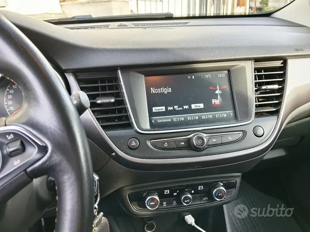 Usata Opel Crossland 81 CV (59 kW) 2018 SUV