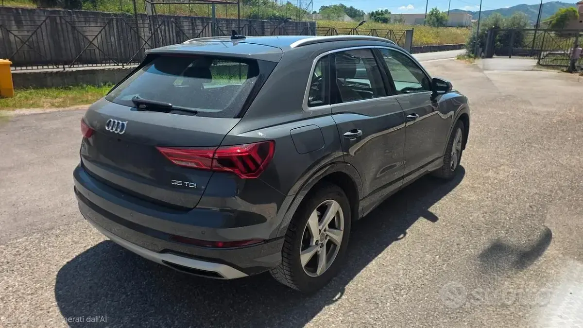 Usata Audi Q3 Advanced 150 CV (110 kW) 2019 Grigio SUV