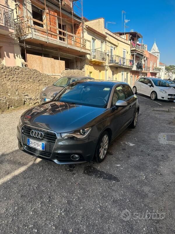 Usata Audi A1 S-Line 105 CV (77 kW) 2011 Grigio Utilitaria