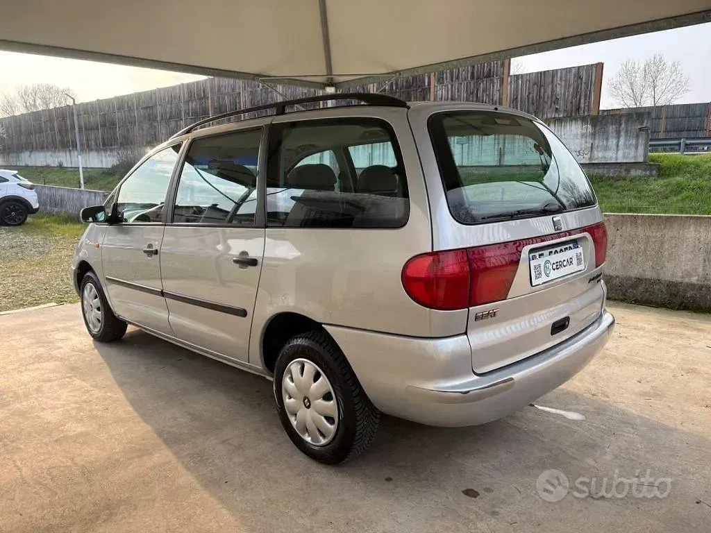 Usata Seat Alhambra SE 90 CV (66 kW) 1999 Grigio Monovolume