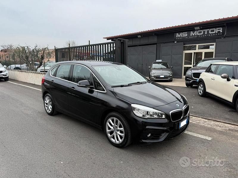 Usata BMW 218 Luxury Line 150 CV (110 kW) 2015 Nero Station wagon