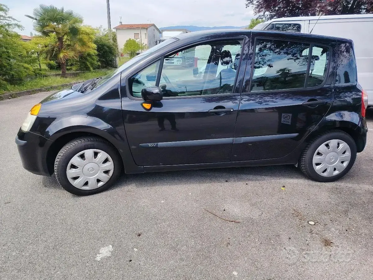 Usata Renault Modus 75 CV (55 kW) 2007 Monovolume