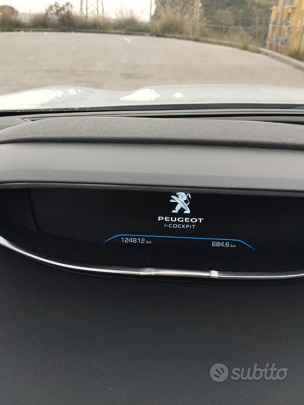 Usata Peugeot 3008 130 CV (95 kW) 2020 Bianco SUV