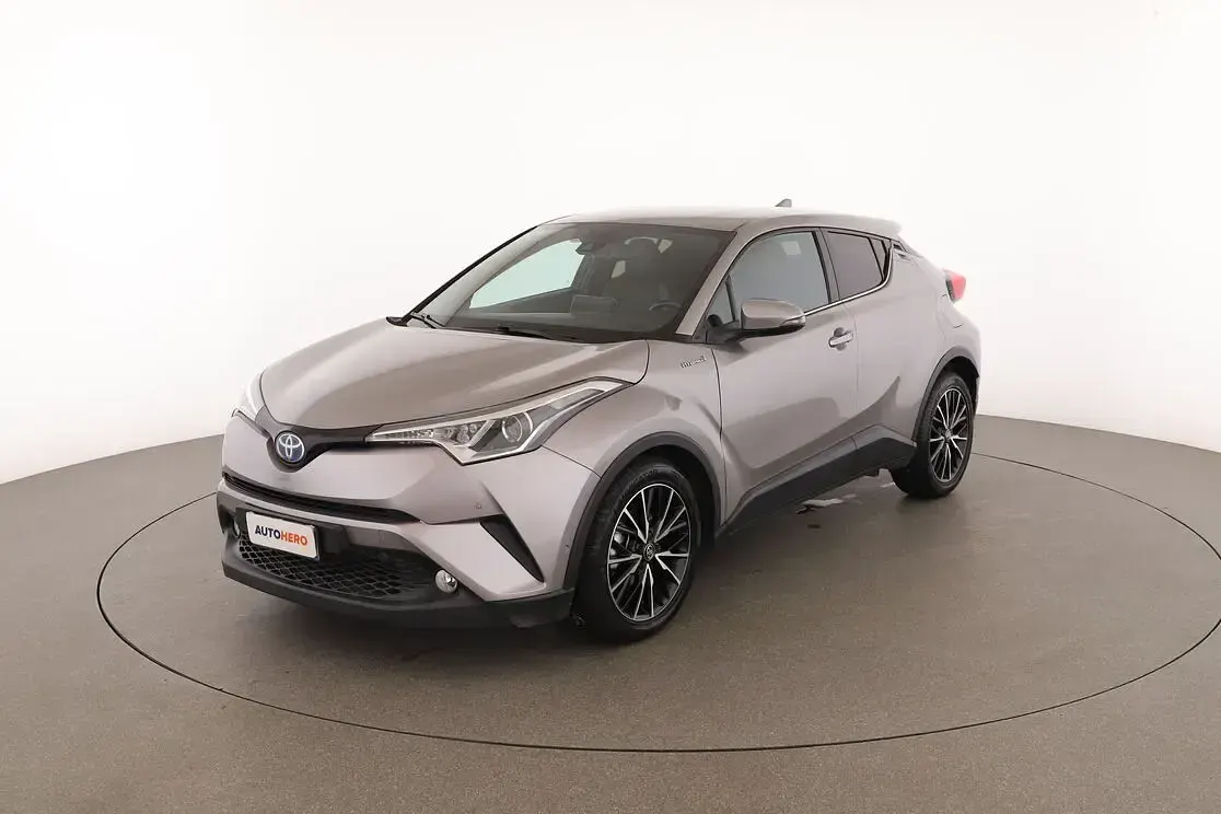 Usata Toyota C-HR Lounge 122 CV (89 kW) 2017 SUV