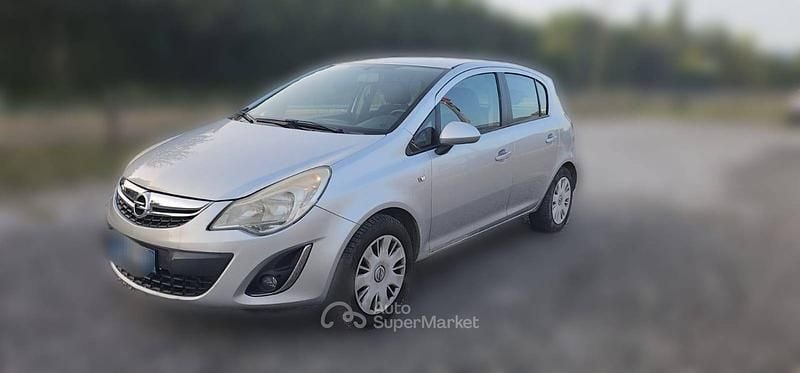 Argento Usata 2012 Opel Corsa Tre volumi | 850 € (Super prezzo) - Immagine 1/4