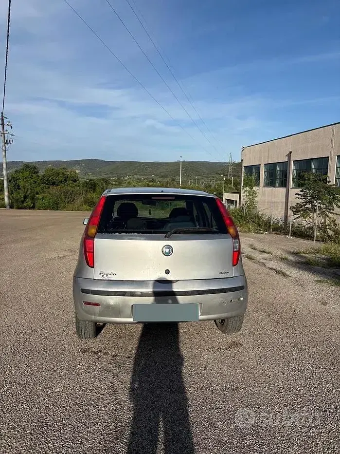 Usata Fiat Punto 69 CV (50 kW) 2007 Grigio Utilitaria
