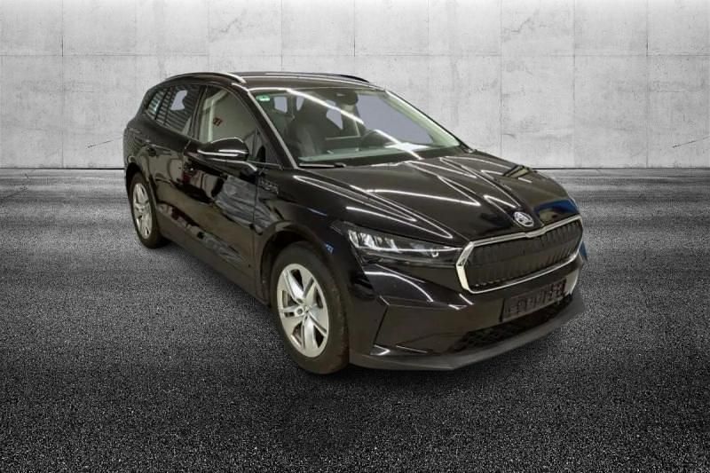 Usata Skoda Enyaq iV 69 kW (95 CV) 2023 Nero metallizzato SUV