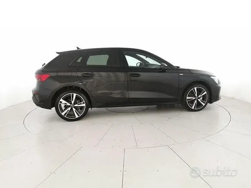 Usata Audi A3 150 CV (110 kW) 2024 Nero Berlina