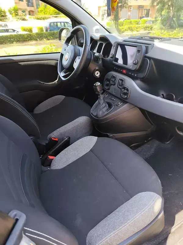 Usata Fiat Panda Connect 69 CV (50 kW) 2022 Utilitaria