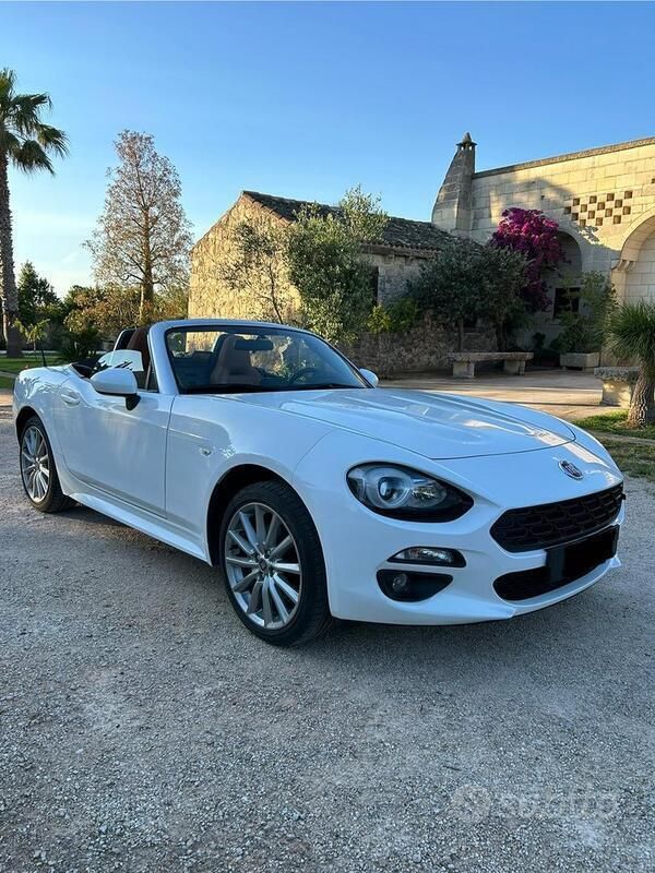 Usata Fiat 124 Lusso 140 CV (102 kW) 2019 Bianco Cabrio