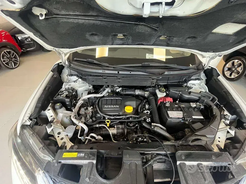 Begagnad Nissan X-Trail Tekna 131 HK (96 kW) 2016 Vit SUV