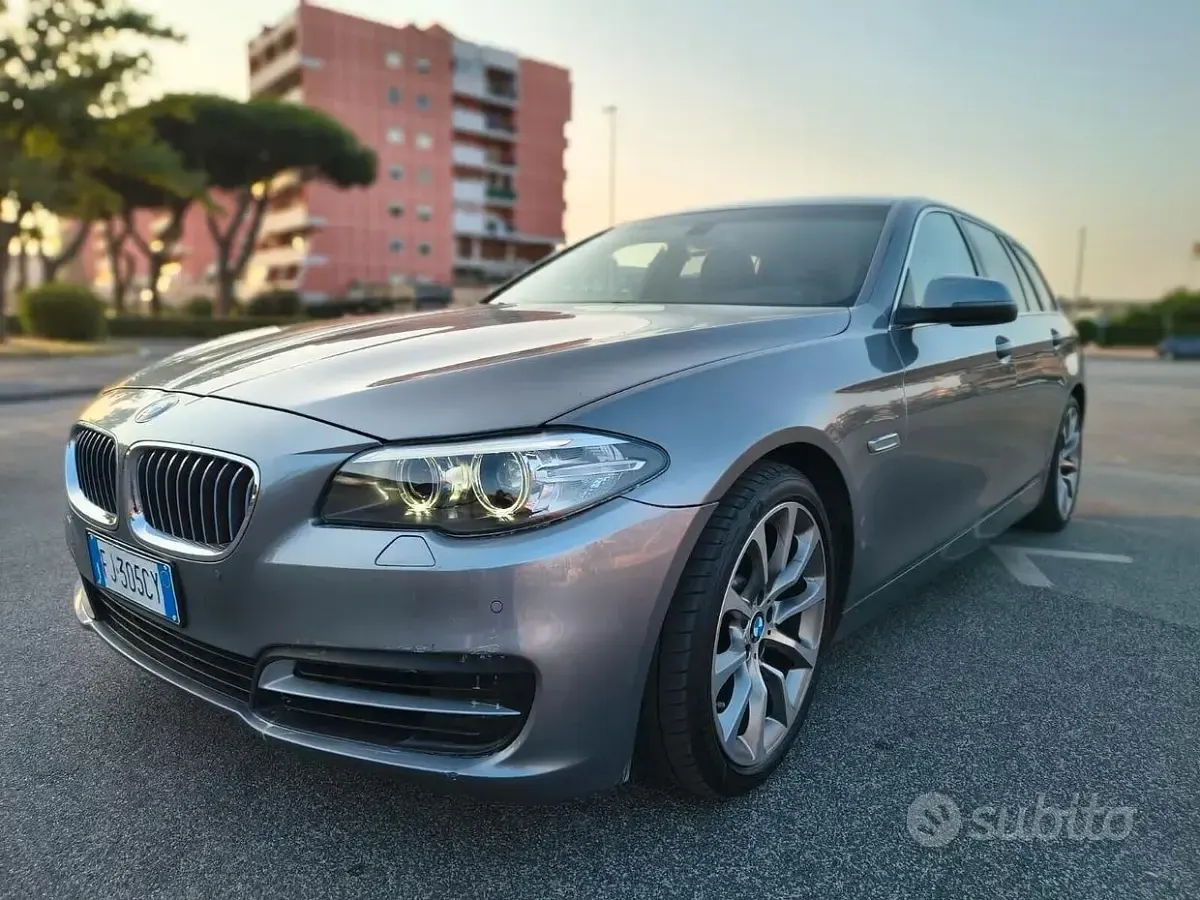 Usata BMW 520 190 CV (139 kW) 2017 Grigio Station wagon