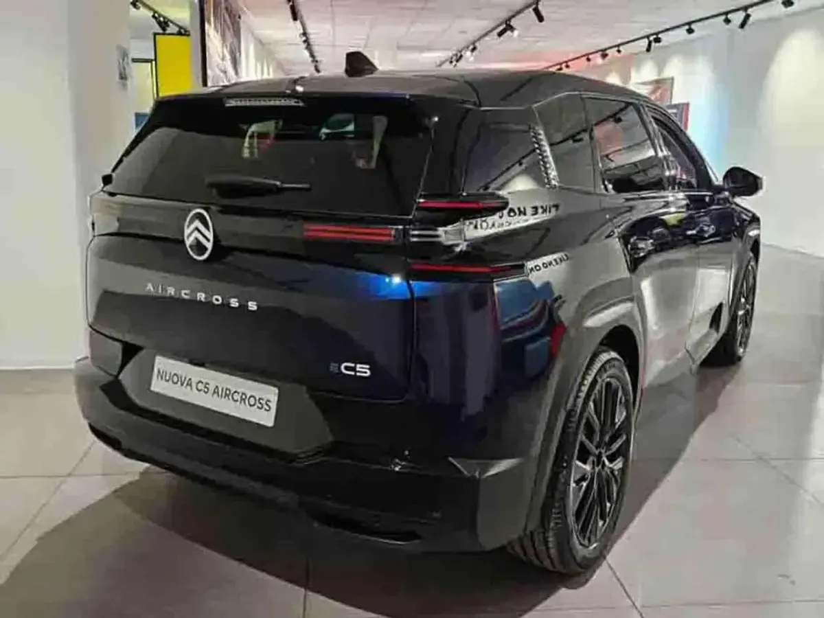 Nuova Citroën C5 Aircross Comfort 103 kW (141 CV) 2026 Blu SUV