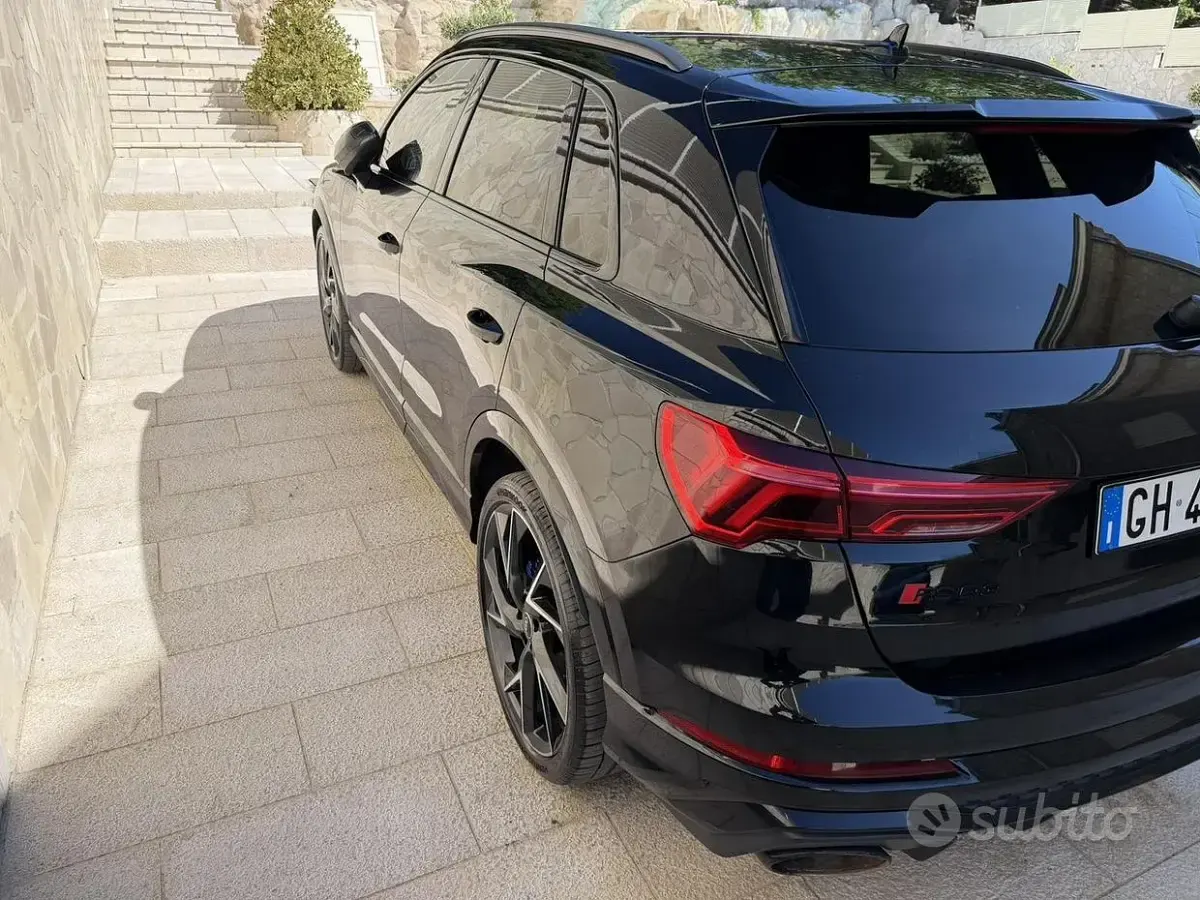 Usata Audi RS Q3 400 CV (294 kW) 2022 Nero SUV