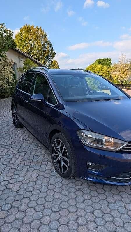 Usata VW Golf Sportsvan Highline 110 CV (80 kW) 2017 Monovolume
