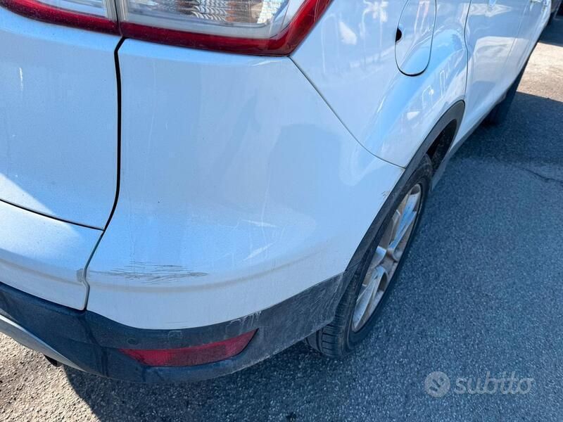 Bianco Usata 2014 Ford Kuga Titanium SUV | 7000 € (Super prezzo) - Immagine 1/4