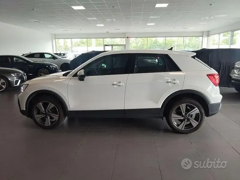 Usata Audi Q2 Admired 150 CV (110 kW) 2023 Bianco SUV