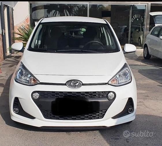Usata Hyundai i10 69 CV (50 kW) 2017 Bianco Utilitaria