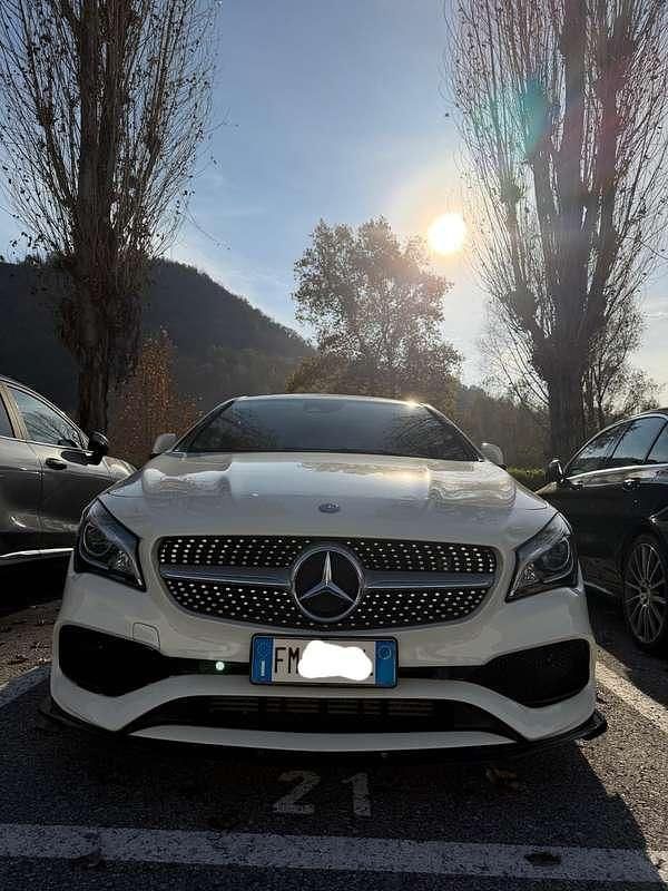 Usata Mercedes CLA220 Shooting Brake 177 CV (130 kW) 2017 Bianco Station wagon